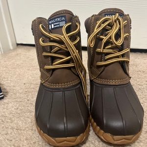 Náutica kids duck boots